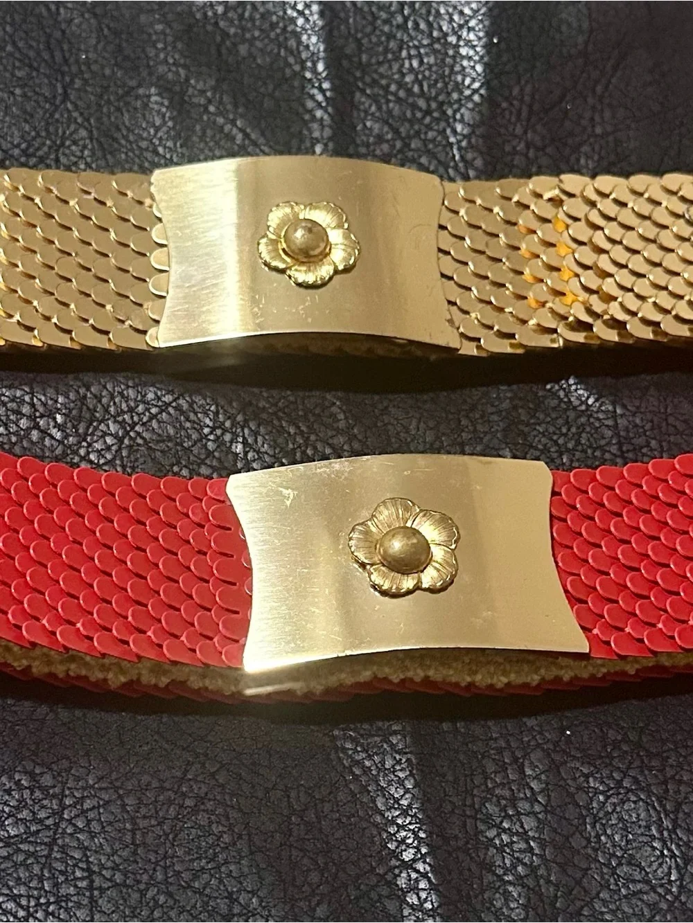 Gold Floral Plate Stretch Belt in Red and Gold - Women's Accessory